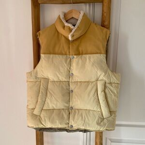 Zara Two-Tone Puffer Vest Sherpa Lined Neck Men’s Large Yellow Tan Preppy Winter